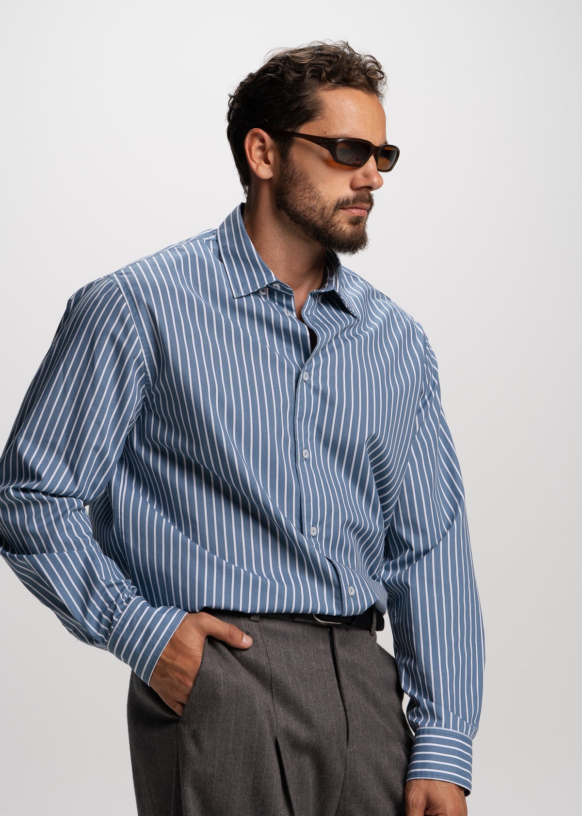 look 02