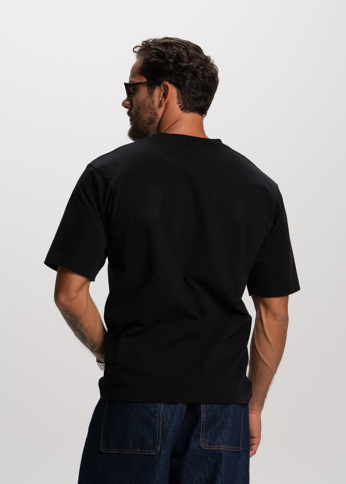 black heavyweight relaxed t-shirt